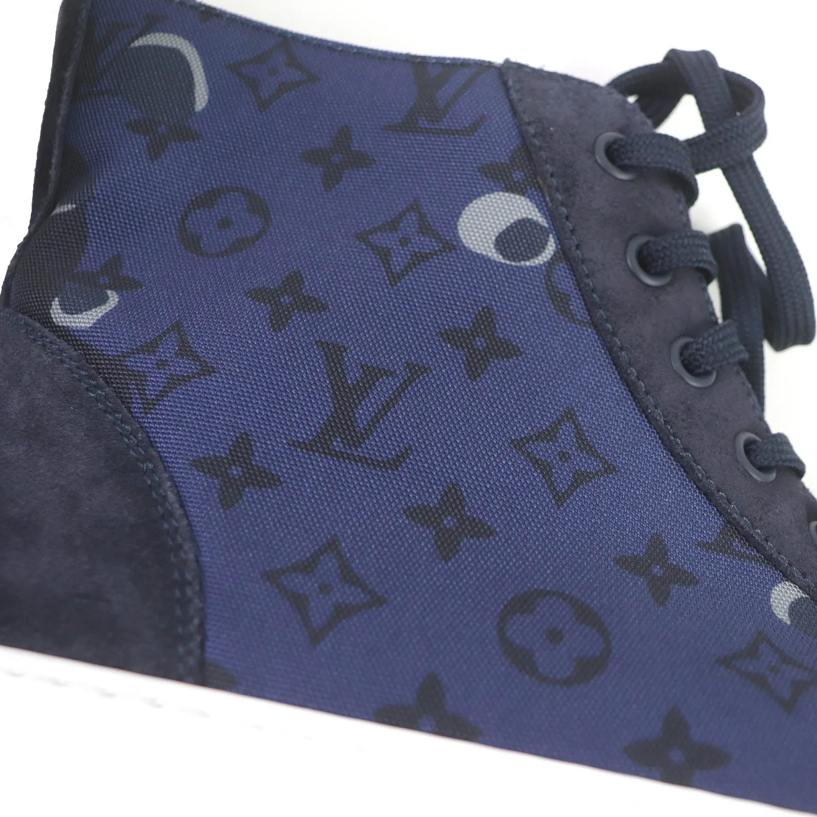 LOUIS VUITTON High cut sneakers Suede leather Navy Tattoo line 7