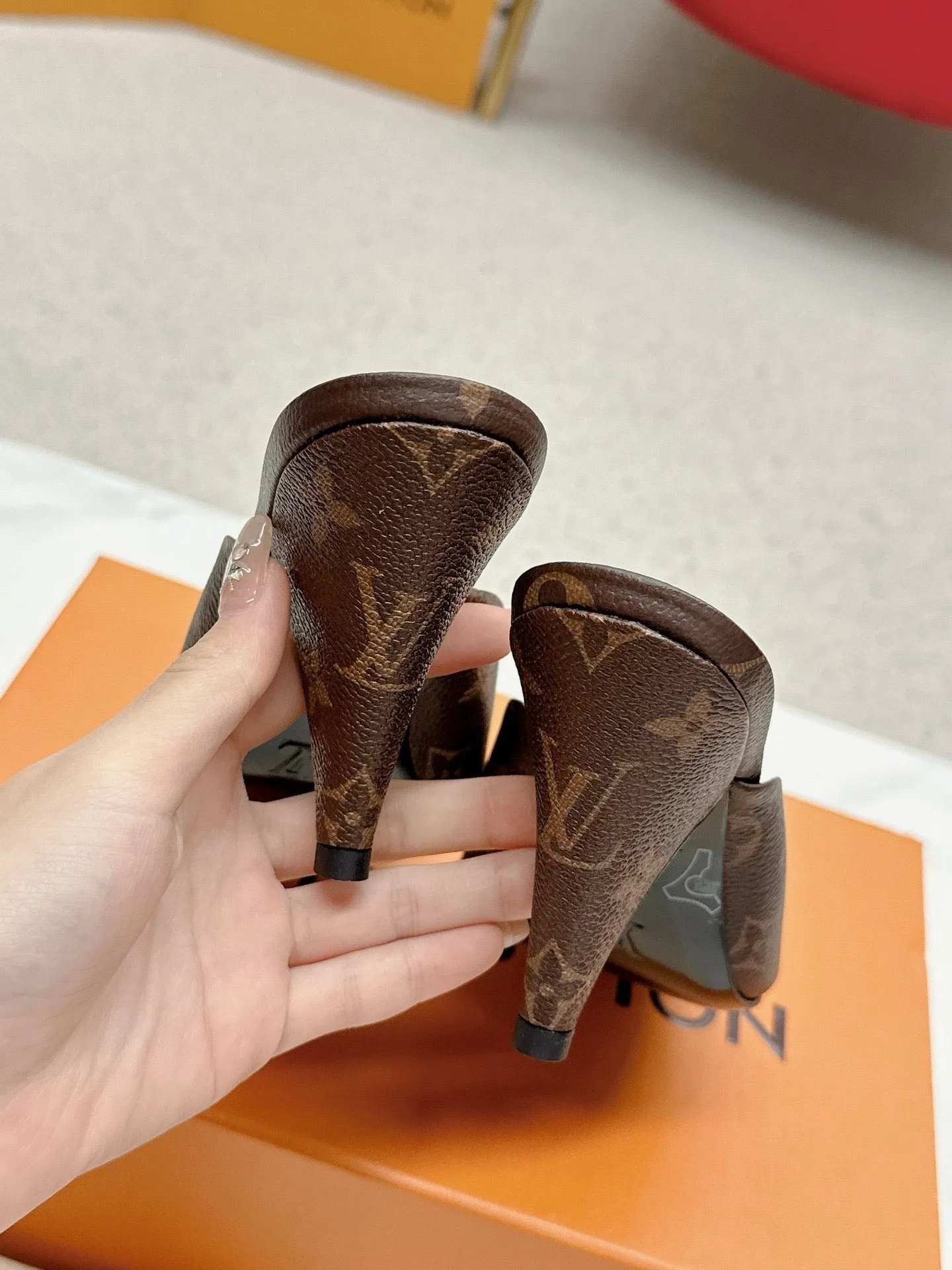 SE1380 LB Super Mule / Size5-11