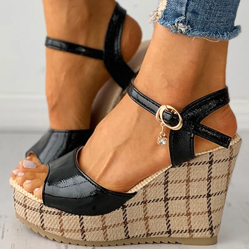 Women Sandals Plaid Peep Toe Buckle Strap Studded Decor Ladies Wedge Shoes Platform Summer Solid Color Comfort Female Footwear